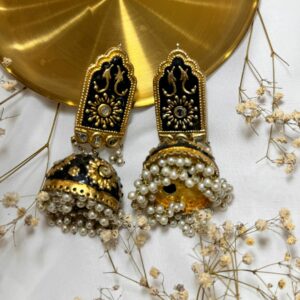 Naizhu Rhinestone Earrings