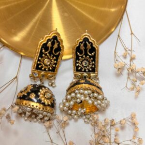 Naizhu Rhinestone Earrings