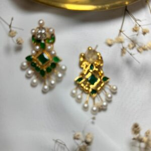 Naizhu Rhinestone Earrings