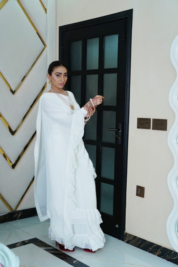 White Fairy Saree - Image 11